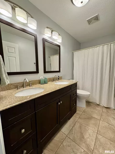 Bath - 827 W Mcdonough St, Macomb, IL 61455 photo 1 of 4