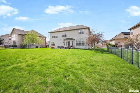 11016 N Moonstone Ct, Dunlap, IL 61525 photo 5
