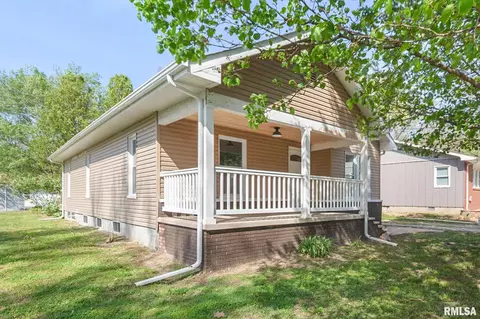503 W Reed St, Benton, IL 62812