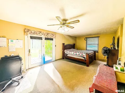Bedroom - 15789 Corinth Rd, Marion, IL 62959 photo 3 of 3