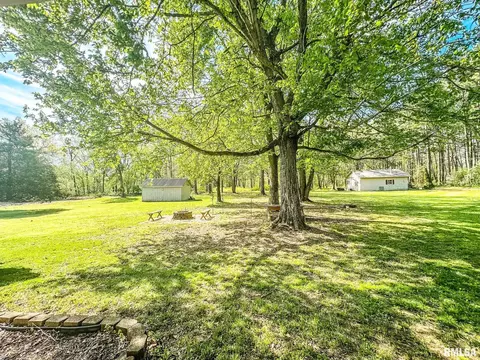 Exterior - 15789 Corinth Rd, Marion, IL 62959 photo 2 of 11
