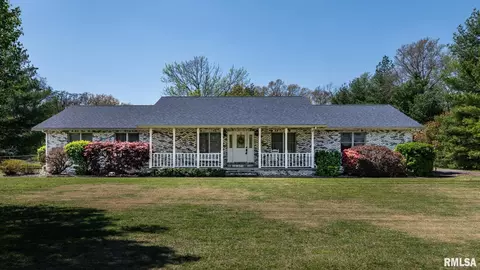18119 Route 37, Johnston City, IL 62951