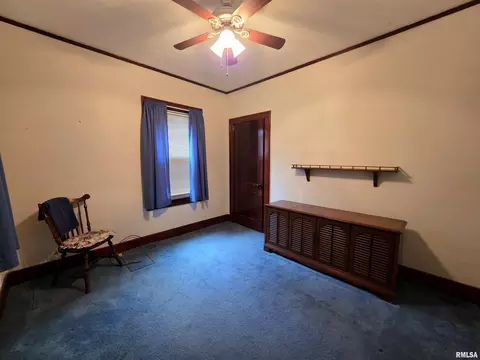 Bedroom - 718 E Behrends Ave, Peoria, IL 61603 photo 1 of 8