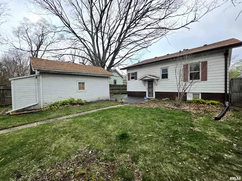 Exterior - 718 E Behrends Ave, Peoria, IL 61603 photo 9 of 10