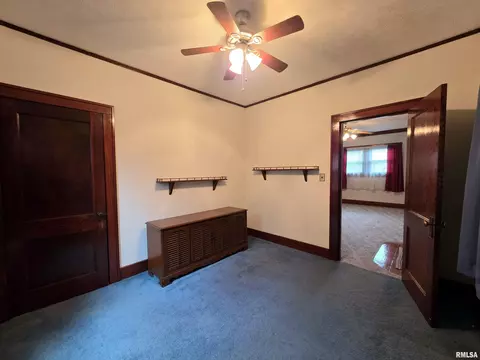 Bedroom - 718 E Behrends Ave, Peoria, IL 61603 photo 3 of 8
