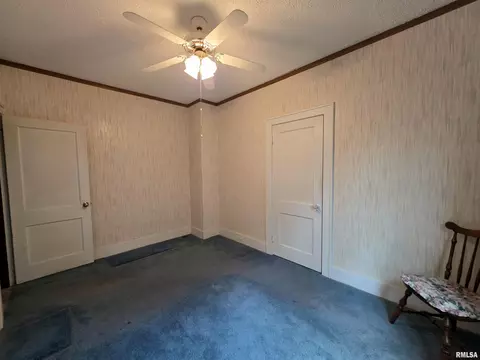 Bedroom - 718 E Behrends Ave, Peoria, IL 61603 photo 7 of 8