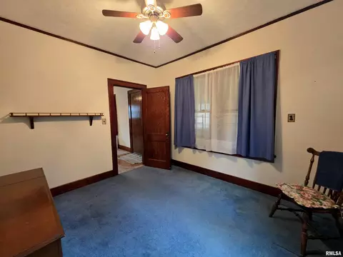 Bedroom - 718 E Behrends Ave, Peoria, IL 61603 photo 2 of 8