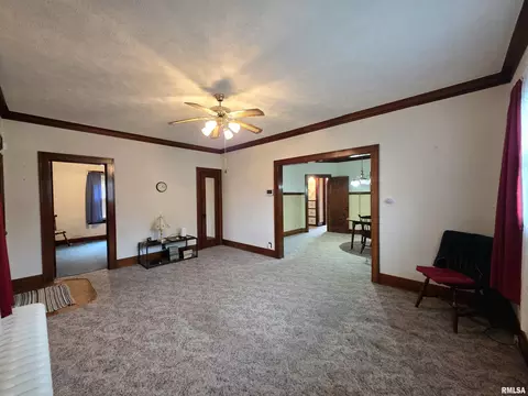 Living - 718 E Behrends Ave, Peoria, IL 61603 photo 5 of 5
