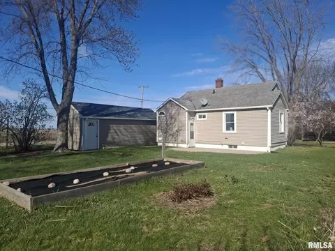 Exterior - 515 Walnut St, Varna, IL 61375 photo 3 of 5