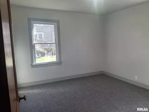Bedroom - 515 Walnut St, Varna, IL 61375 photo 3 of 7