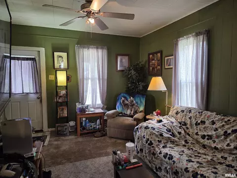 Living - 1336 E Wheeler St, Macomb, IL 61455 photo 1 of 2