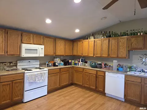 Kitchen - 1336 E Wheeler St, Macomb, IL 61455 photo 1 of 4
