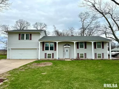 5115 W Woodfern Rd, Peoria, IL 61607
