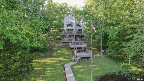 135 E Cut Off Rd, Creal Springs, IL 62922