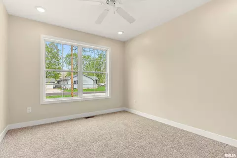 Bedroom - 350 E 4th St, El Paso, IL 61738 photo 5 of 9