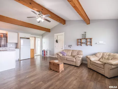 Living - 1201 Eagle Ave, Washington, IL 61571 photo 5 of 8