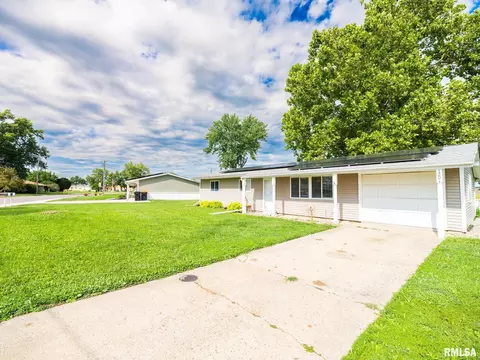 Exterior - 1201 Eagle Ave, Washington, IL 61571 photo 9 of 9