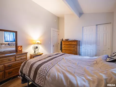Bedroom - 1201 Eagle Ave, Washington, IL 61571 photo 6 of 10