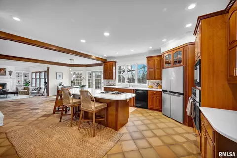 Kitchen - 12803 N Georgetowne Rd, Dunlap, IL 61525 photo 1 of 7