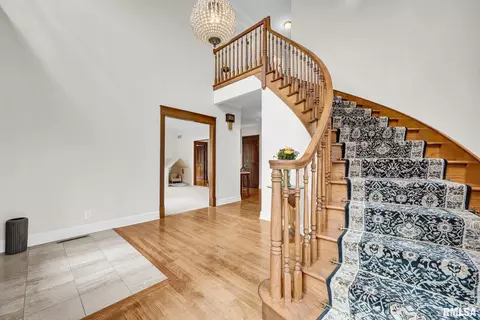 Entry Way - 12803 N Georgetowne Rd, Dunlap, IL 61525 photo 3 of 7