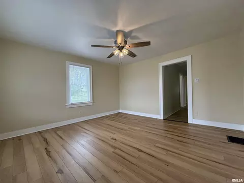 Living - 519 N Charles St, Macomb, IL 61455 photo 1 of 3