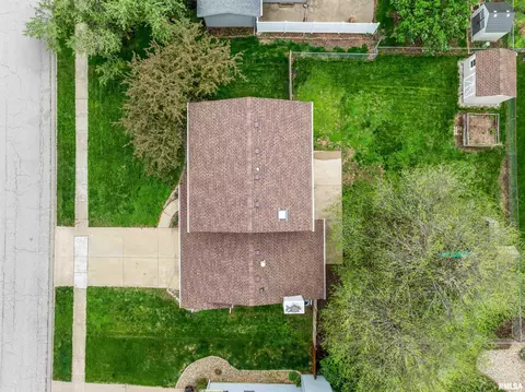 View/Area - 105 Colchester Dr, Normal, IL 61761 photo 1 of 4