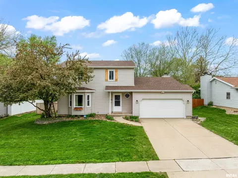 105 Colchester Dr, Normal, IL 61761