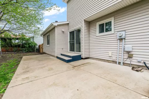 Exterior - 105 Colchester Dr, Normal, IL 61761 photo 6 of 9