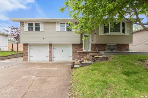 4506 S Baker Ln, Bartonville, IL 61607