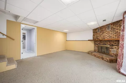 Living - 9909 W Buckhaven Ct, Mapleton, IL 61547 photo 5 of 5