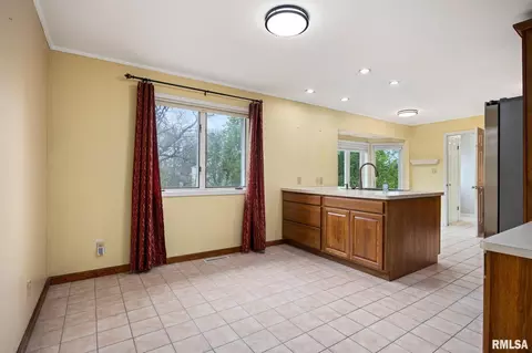 Kitchen - 9909 W Buckhaven Ct, Mapleton, IL 61547 photo 1 of 2
