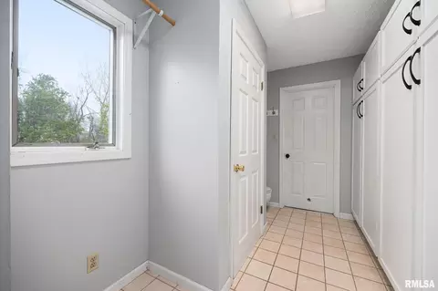 Entry Way - 9909 W Buckhaven Ct, Mapleton, IL 61547 photo 3 of 3