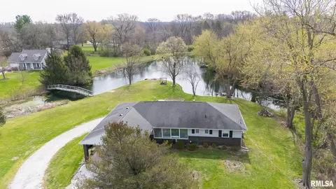 7340 W Lancaster Rd, Peoria, IL 61607