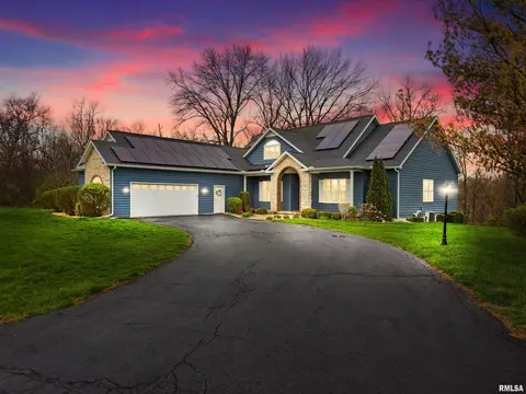 4008 S Deer Run, Peoria, IL 61607