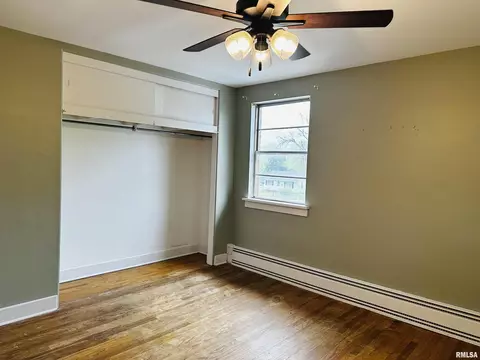 Bedroom - 205 High St, Anna, IL 62906 photo 1 of 4