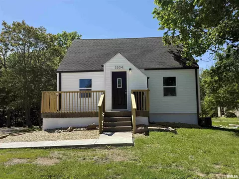 3304 E Washington St, East Peoria, IL 61611