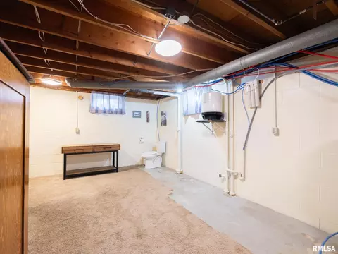 Other - 800 S Kickapoo Ln, Peoria, IL 61604 photo 8 of 10