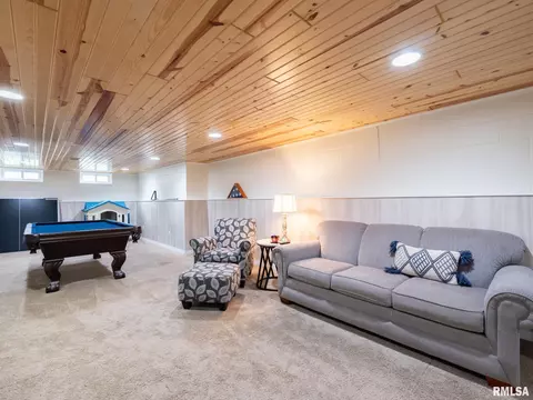 Other - 800 S Kickapoo Ln, Peoria, IL 61604 photo 4 of 10