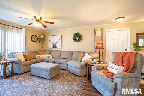 Other - 516 S 8th St, Herrin, IL 62948 photo 4 of 7