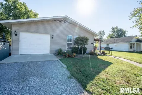 Other - 516 S 8th St, Herrin, IL 62948 photo 2 of 7