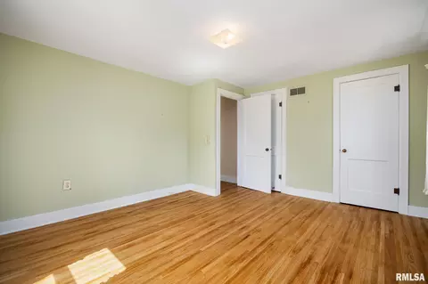Bedroom - 805 Edward St, Henry, IL 61537 photo 14 of 14