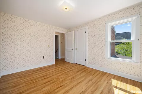 Bedroom - 805 Edward St, Henry, IL 61537 photo 6 of 14