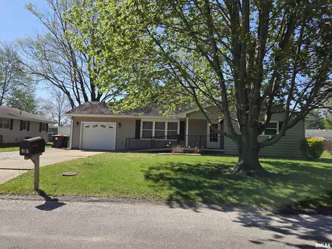 20 Hiel Dr, Bushnell, IL 61422