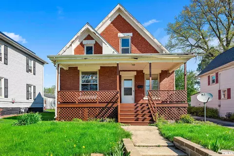 287 Fulton Pl, Canton, IL 61520