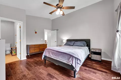 Bedroom - 2121 W Miners Dr, Dunlap, IL 61525 photo 2 of 3