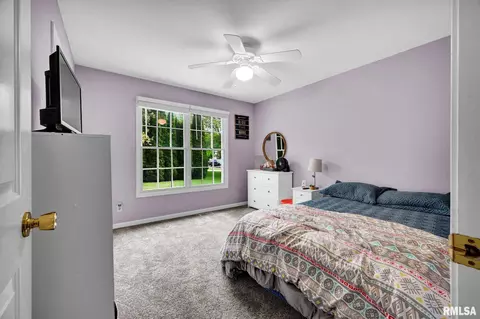 Bedroom - 2121 W Miners Dr, Dunlap, IL 61525 photo 3 of 3