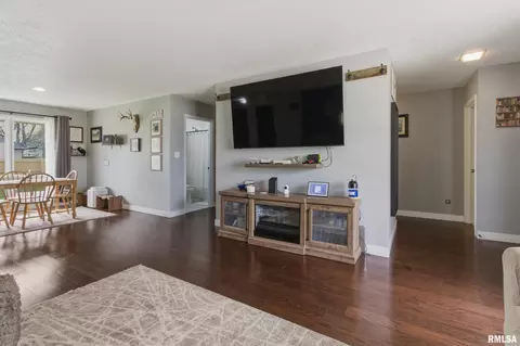 Other - 865 E Franklin St, Macomb, IL 61455 photo 2 of 9