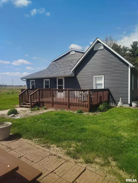 21266 N Winship Rd, Cuba, IL 61427