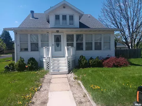 101 N 3rd St, Dunlap, IL 61525