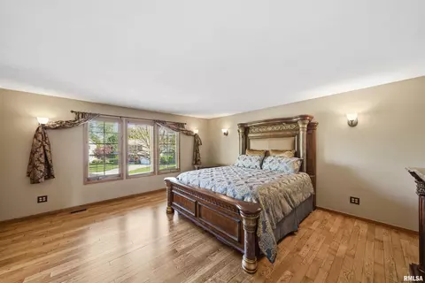 Bedroom - 1115 Tottenham Ct, Washington, IL 61571 photo 1 of 16